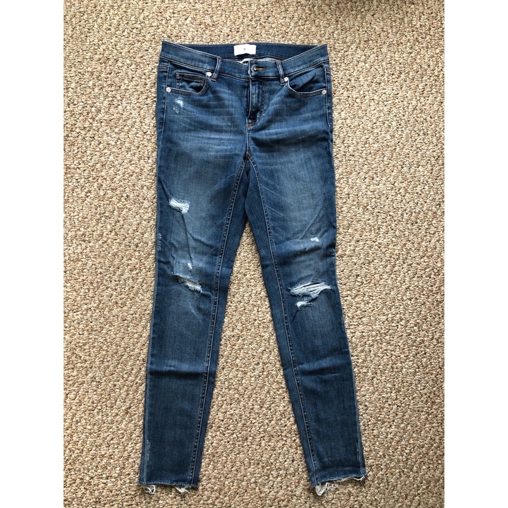 Lou & Gray distressed Skinny Jean size 26